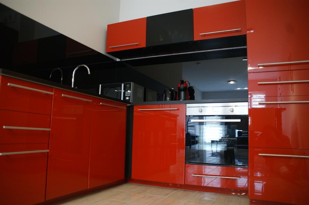 זיילונה גאורה Apartamenty Viniarnia מראה חיצוני תמונה